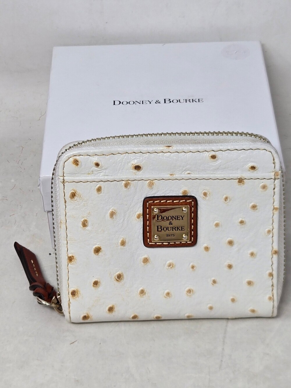 Dooney & Bourke Ostrich Zip Credit Card Wallet White Leather Case